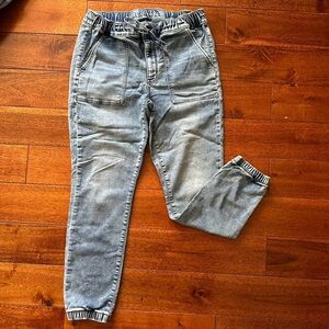 American Eagle jogger